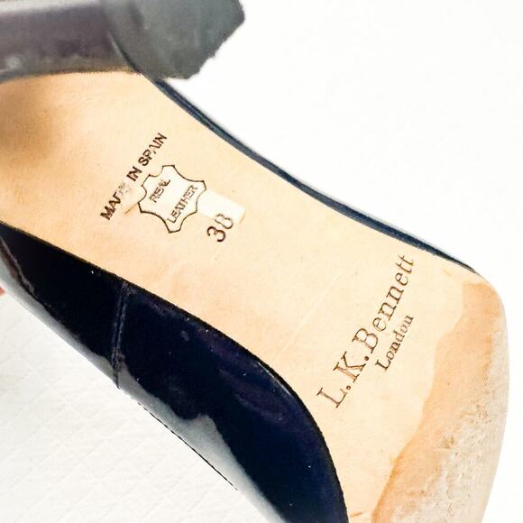 LK Bennett London Navy Blue Patent Leather Stiletto Heel Round Toe Pump Size 38 - Picture 3 of 6